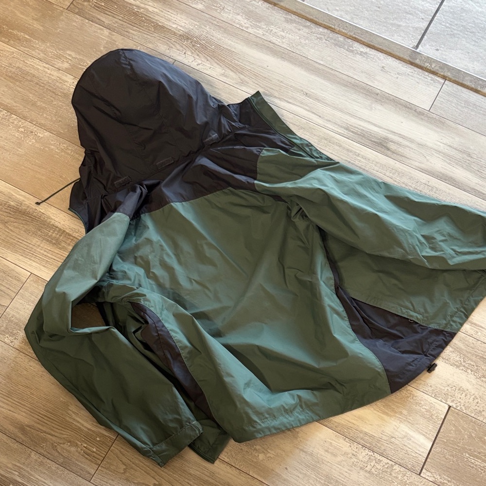 Columbia Jacket - Picture 7 of 9